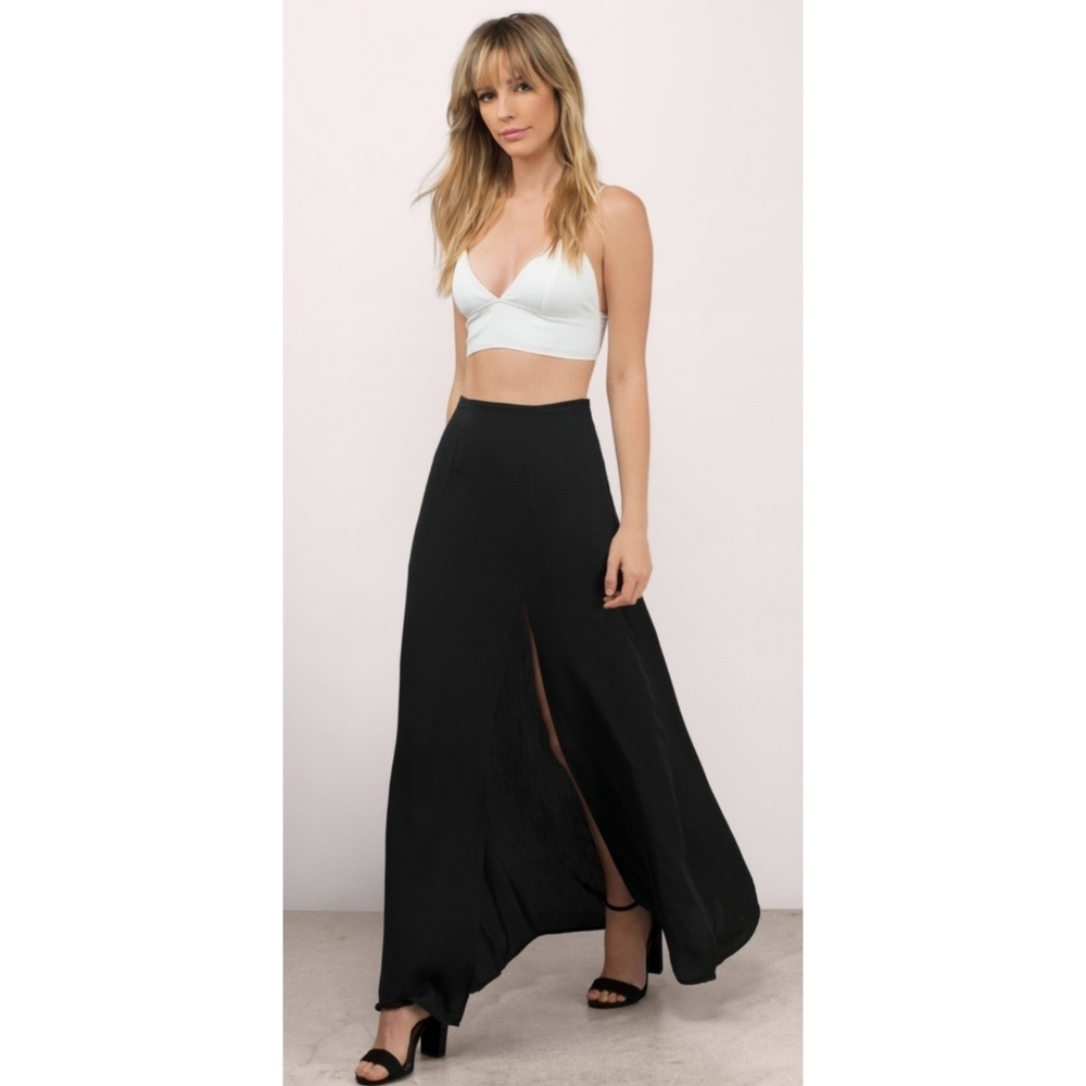 🌵Tobi Black Maxi Slit Black Skirt Size Small NWT
